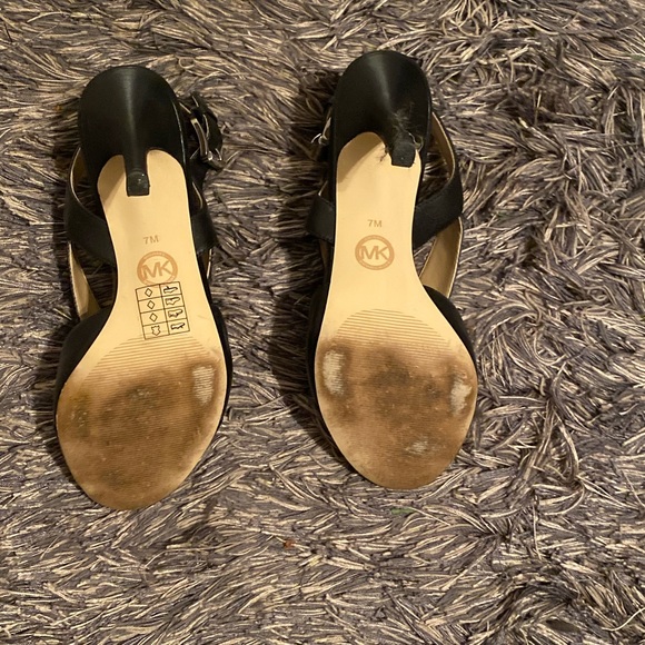 Michael Kors black open toe heel - Picture 4 of 6